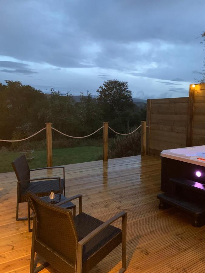 River Huts, Highland River Retreat With Hot Tub Инвернесс Экстерьер фото