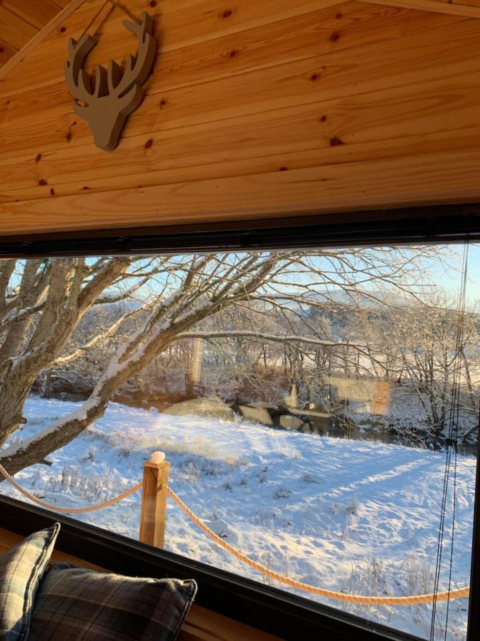 River Huts, Highland River Retreat With Hot Tub Инвернесс Экстерьер фото